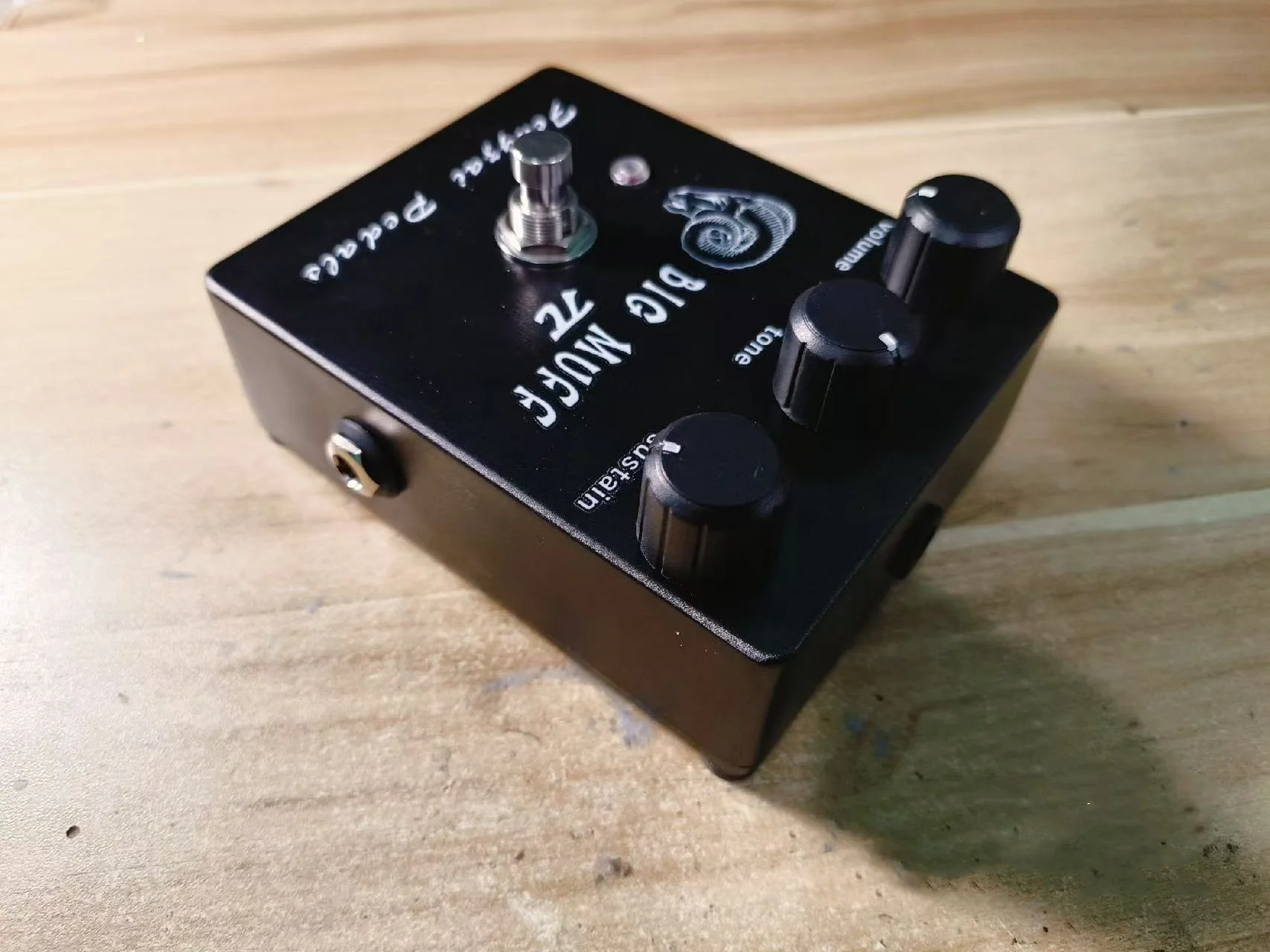 LILT Guitar Pedal BIG MUFF Sheep Head Handmade Single Piece Hand soldering of discrete components