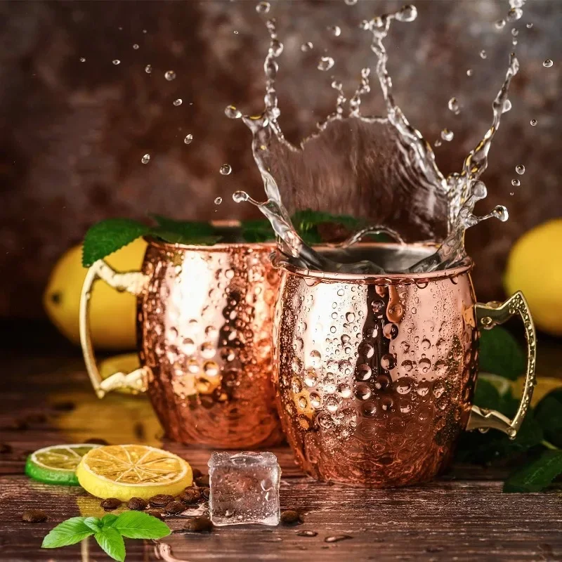 Moscow Mule Mugs ， Large Size 19 ounces ， Set of 2 Hammered Cups ， Stainless Steel Lining ，Pure Copper Plating