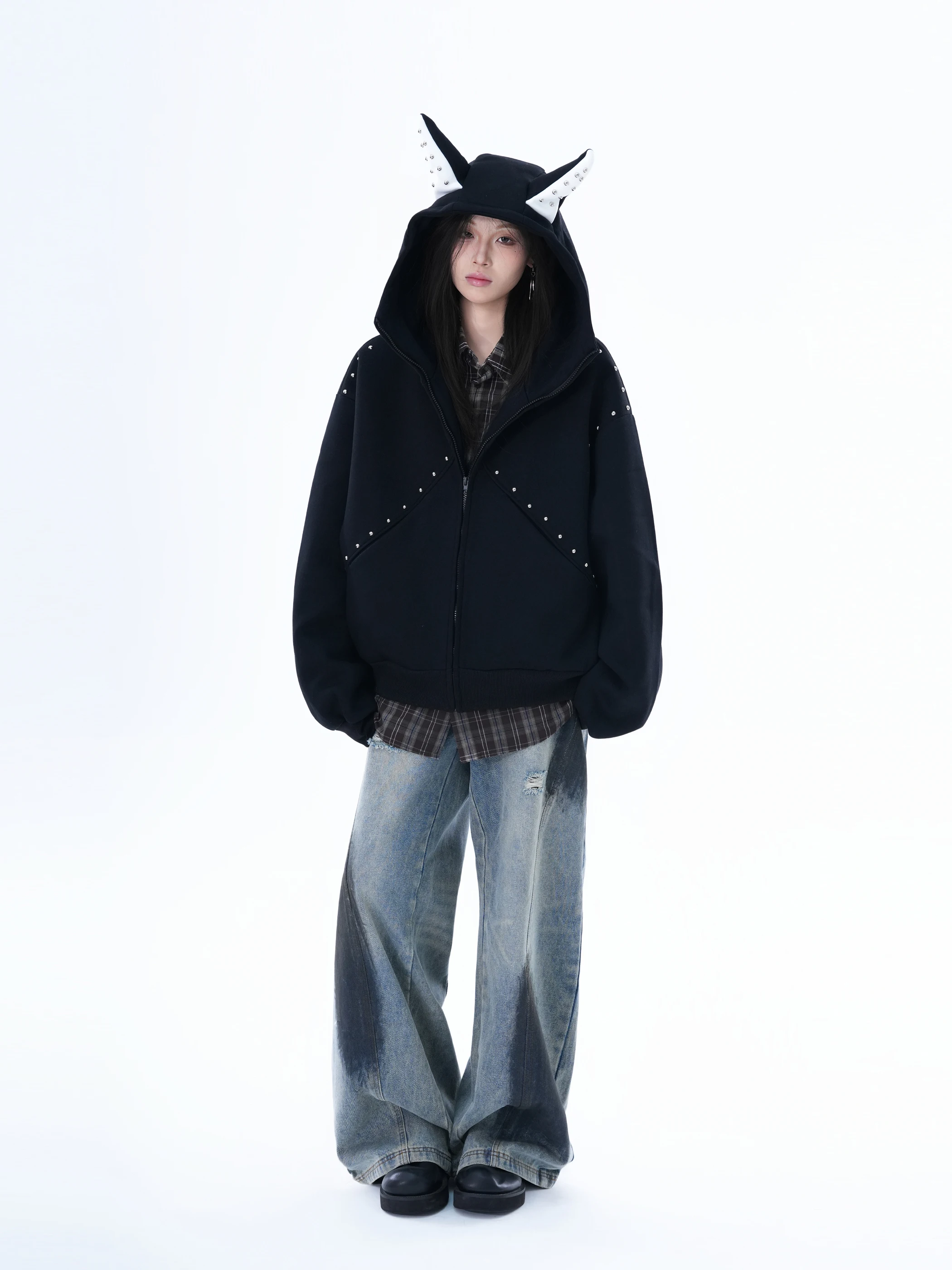 Y2K Subculture American High Street Kartun Rivet Zipper Cardigan Sweatshirt untuk Wanita Jaket Kasual Longgar Trendi