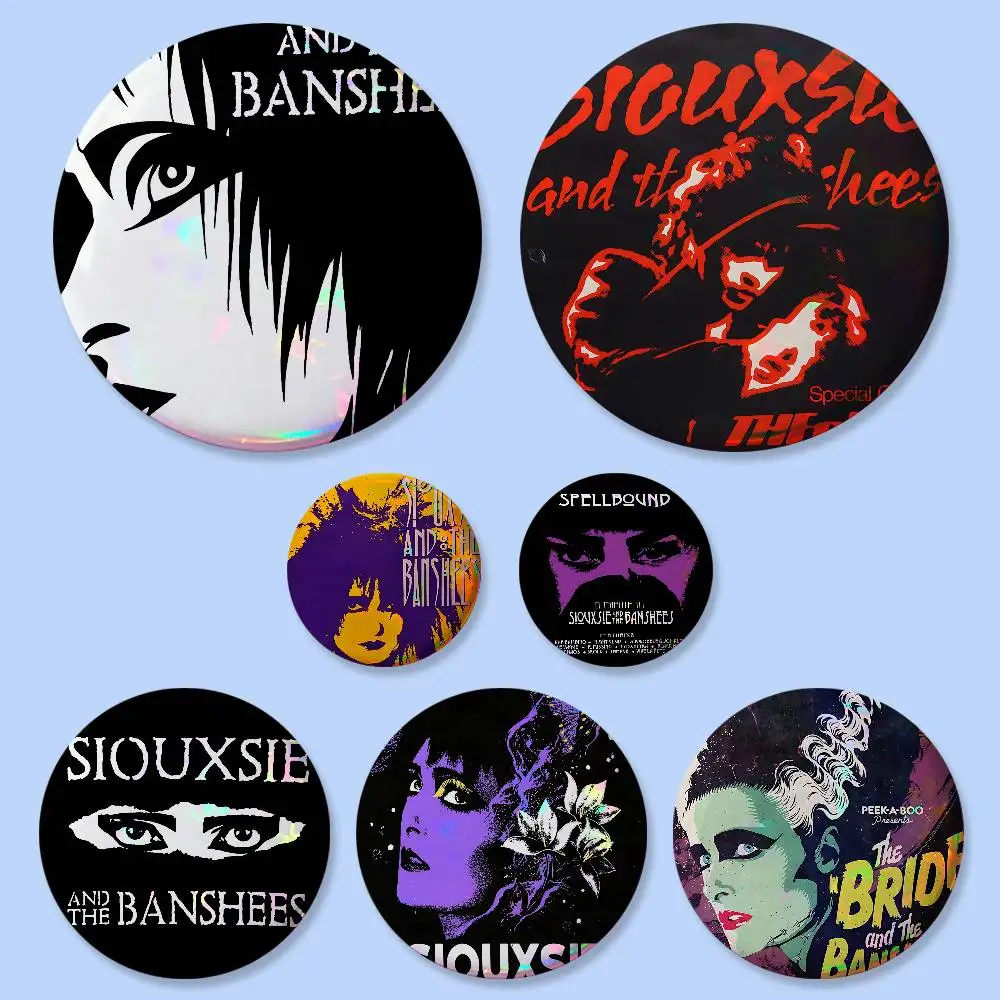 Insignias Redondas de Siouxsie and the Banshees de 25, 32, 44, 58 y 75 mm, Pin de Cosplay, Decoración para Bolsos, Regalo para Fans, Coleccionistas y Amigos, Broche, Souvenir