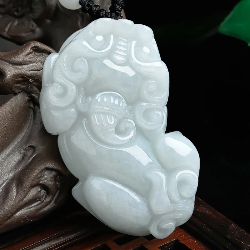 

Natural Myanmar A Jadeite Medium Size Brave Troops Pendant Ice Jade Charms Gifts Jewelry Wholesale Drop Shipping