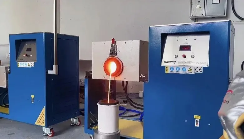 Jewelry Manufacturing Machine 20kg Manual Pouring Induction Melting Furnace For Gold