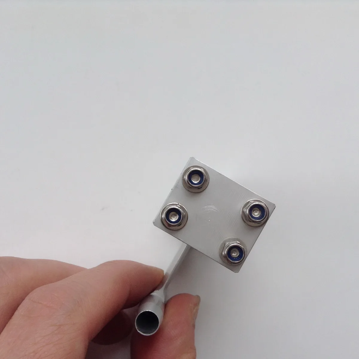 フレキシブルシャフト（アクスル）ブラケット スティンガー ドライブストラット 4mmプロペラシャフト用 フレキシブルシャフト RCボート MONO オーバル VEE ハイドロプレーン