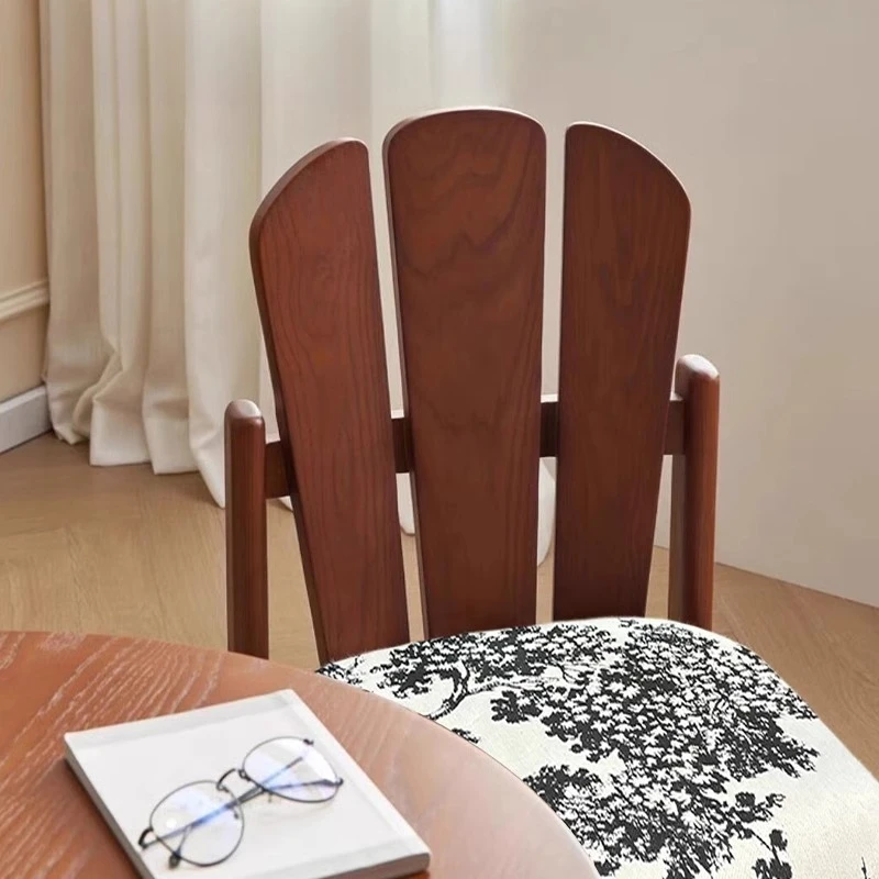 

Small apartment back chair medieval restaurant hotel chair