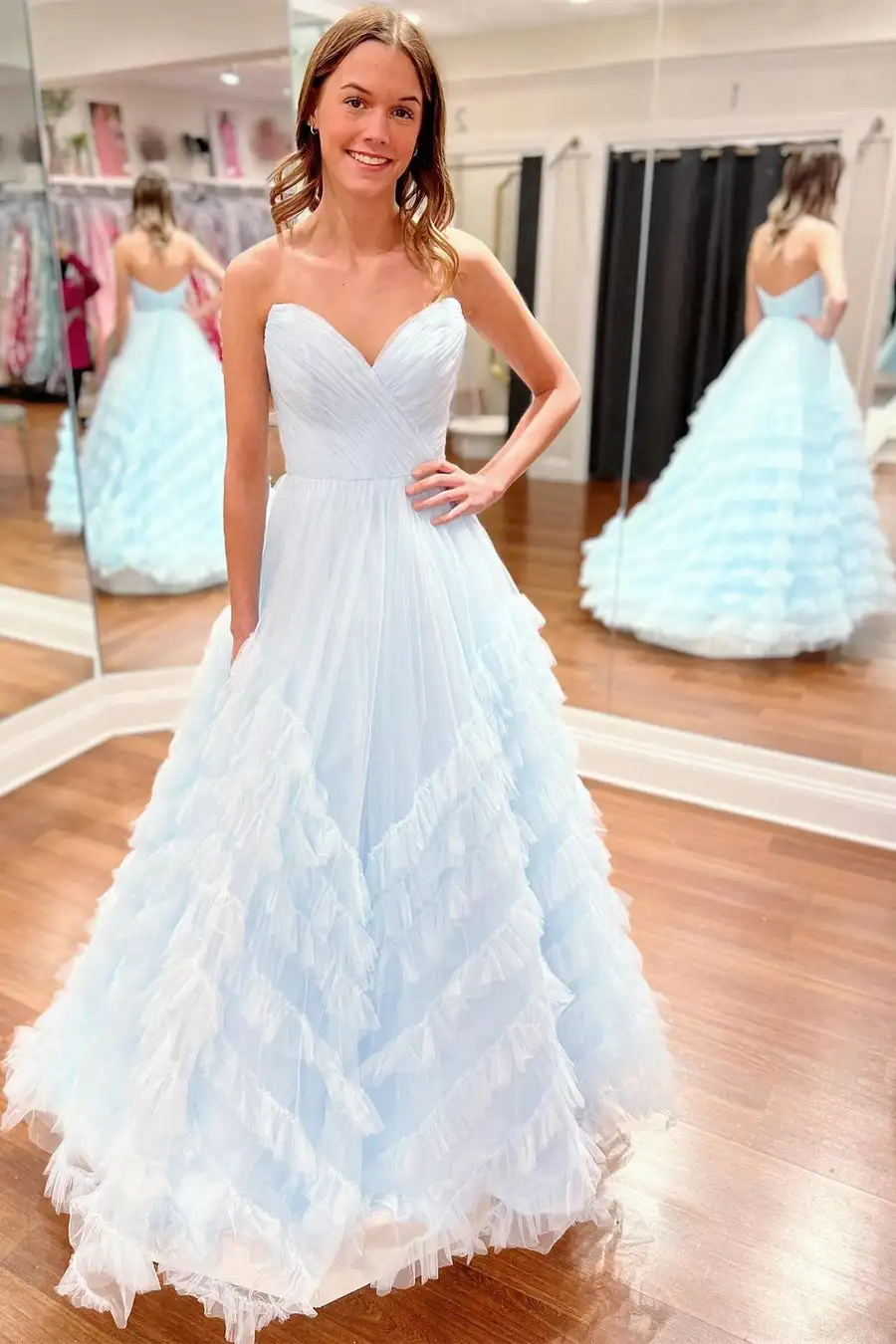 Strapless Ruffle Long Prom Dress Sleeveles Ball Gown Light Blue Pleat Wedding Dresses Backless Guest Evening Gowns