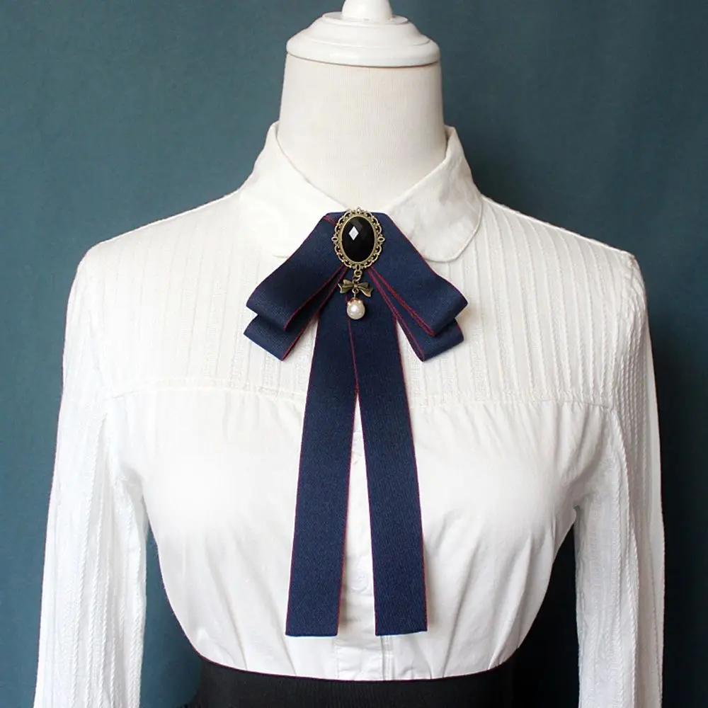 سيدة خمر زي شرابة ديامود مجوهرات Cravat بروش طوق دبوس ربطة القوس فيونكة