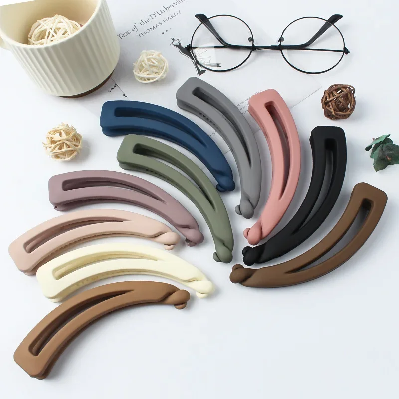 1PC Hollow Out Frosted Banana Clip Cream Color Back Head Spoon Ponytail Grip Clip Elegant Simple Large Size Shark Clip Headdress