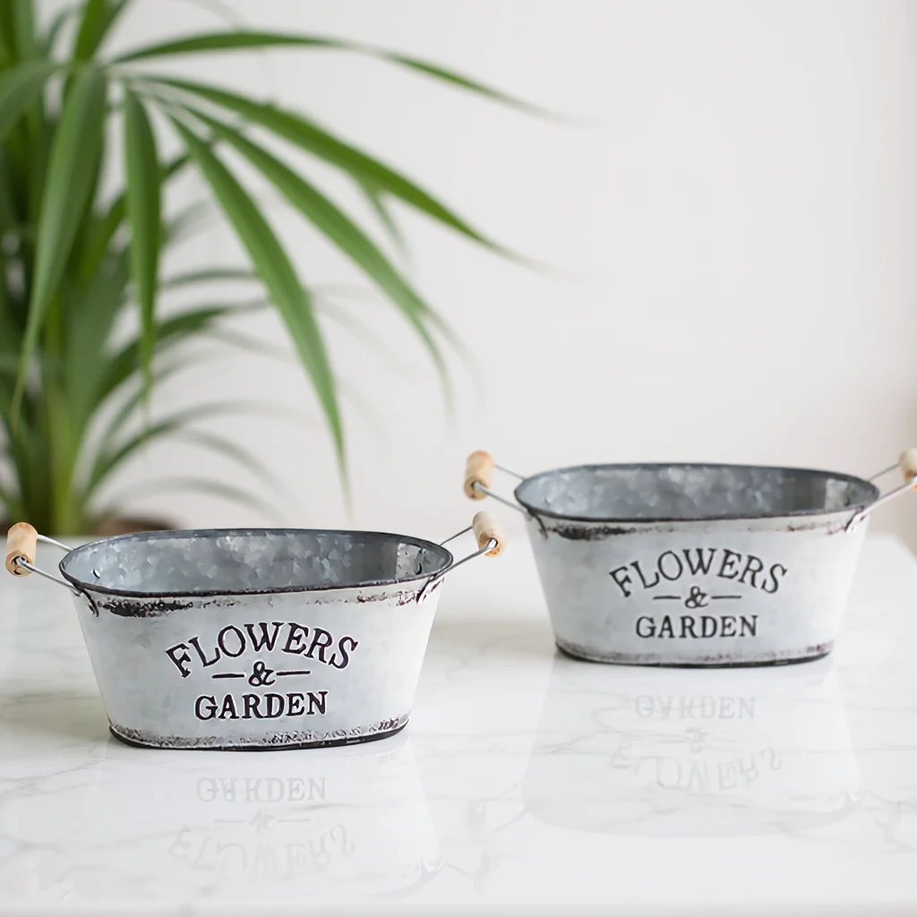 

Vintage Iron Bucket Succulent Flower Pot Decorative Bucket European Style Silver Finish Balcony Garden Home Furnishing