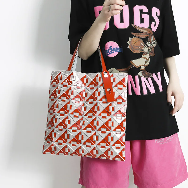 

Japan New Designer Luxury Brand Fashion Six-panel Color Blocked Geometric Rhombus Shoulder Handbag Y2k Casual Tote Bag For Women