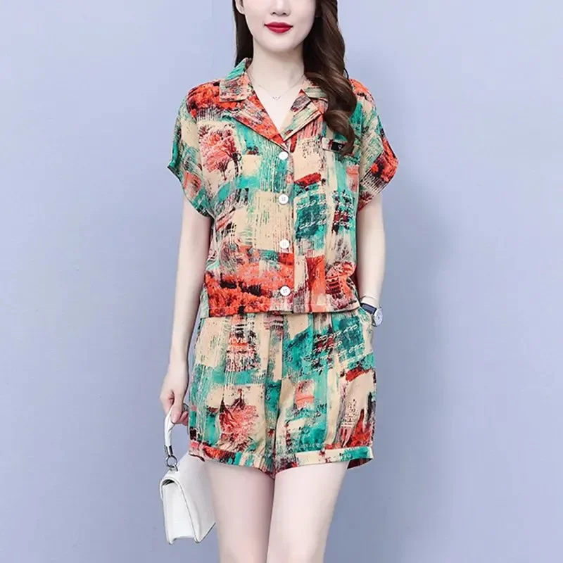 

Womens Plus Size Fashion Printed Short Sleeve Shorts Set Summer Casual Two Piece Outfit for Daily Vacation