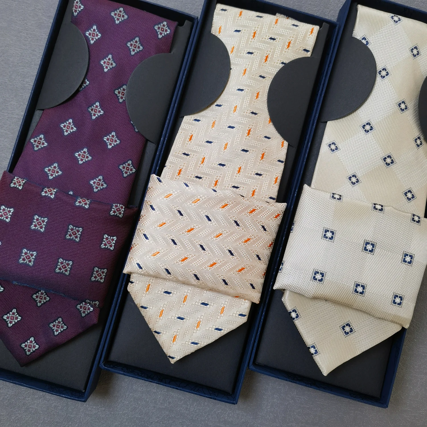Luxuriöses Krawatten-Set, Jacquard, gewebt, Geometrie, blau, weiß, rot, Krawatte, Einstecktuchhalter, quadratisches Set mit Box für Herren