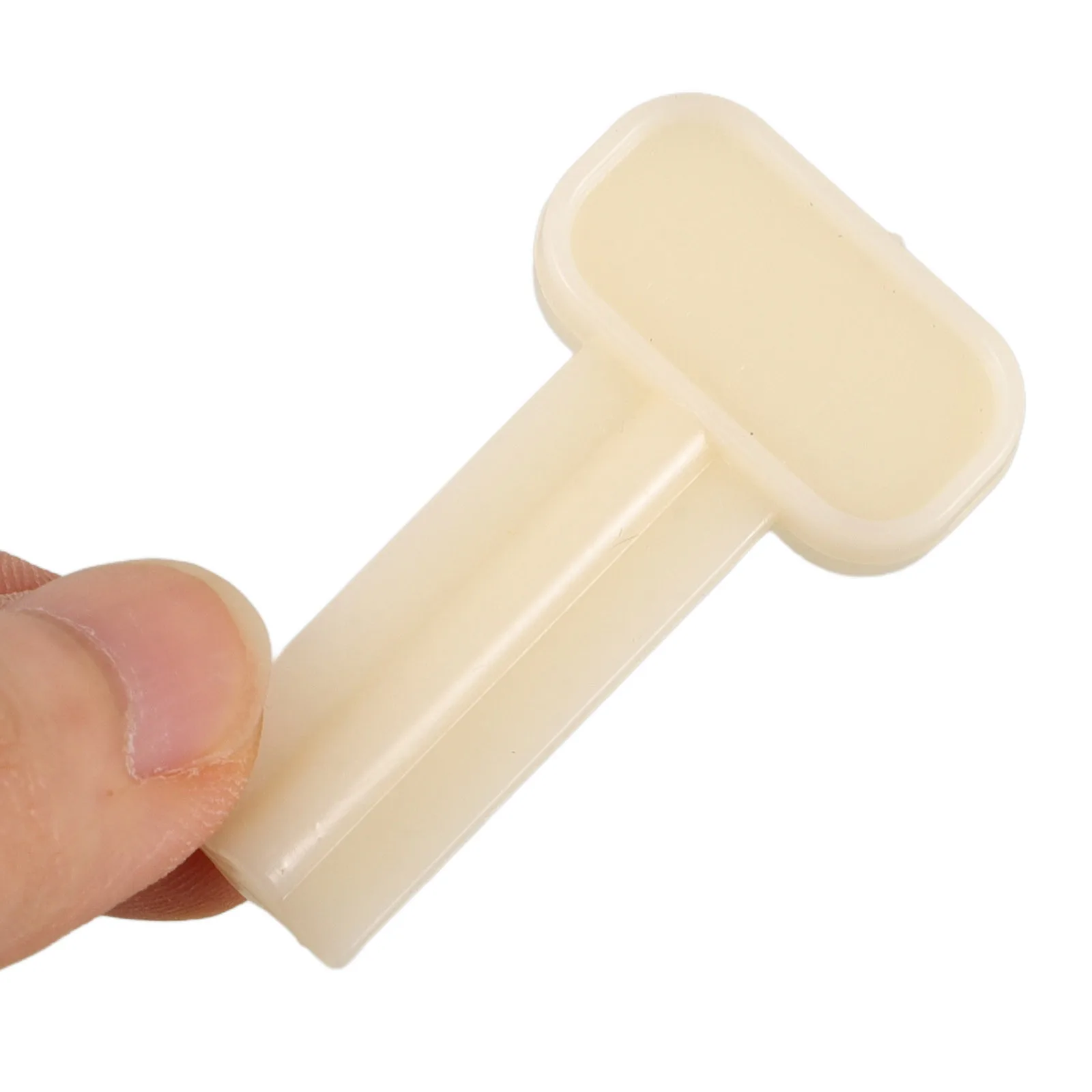 

Toilet Paper Box Key Plastic Tissue Dispenser Key Paper Towel Dispenser Replacement Commercial Bathroom Supply