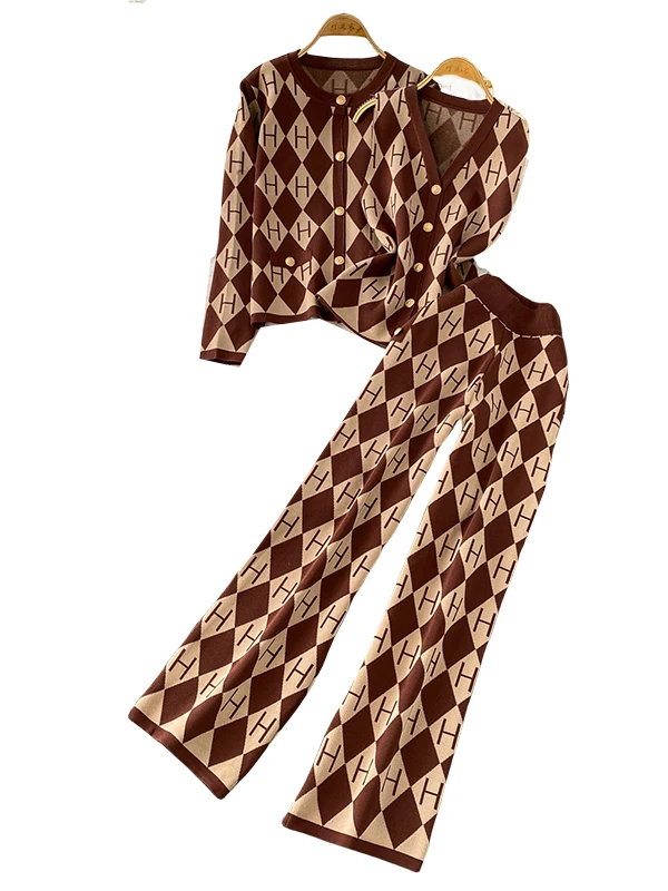 Faionable Winter Tee-Piece Set Women's Loose Plaid Knitted Cardigan Coat + Metal Bule Base Vest + Casual Pants