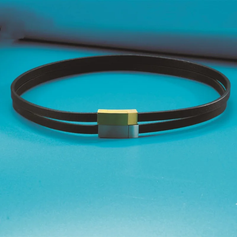 

Черное кожаное ожерелье из веревки, женское ожерелье на ключице, 2025 Колье с нишевым дизайном, квадратный кожаный веревочный воротник