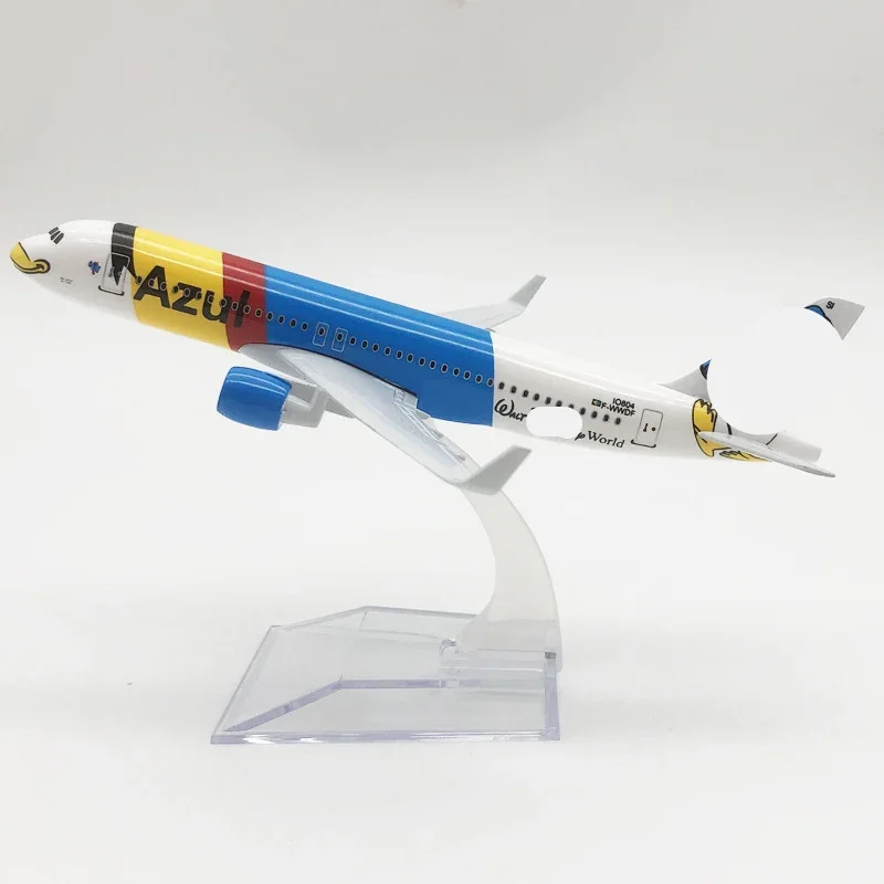 Hot 16CM Airplanes Brazil A320 Azul Brazilian Airlines Metal Plane Coloured Model Toys Aircraft Kid Gift Collectible Display