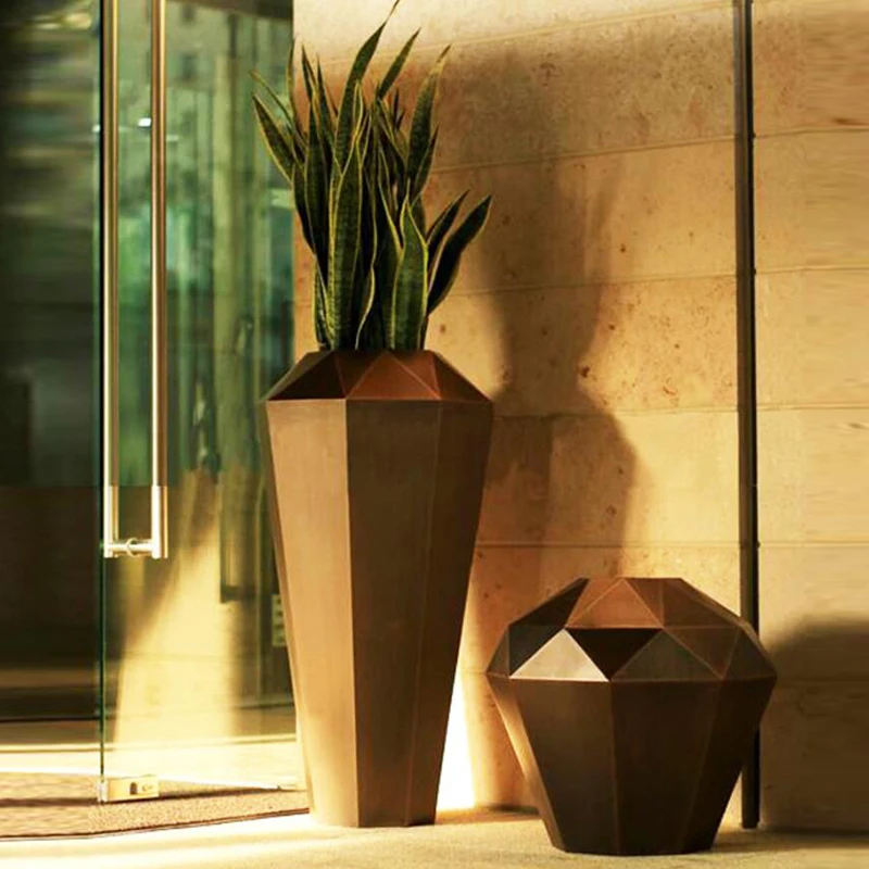 Custom Logo Planters Garden Landscapes Metal Flower Pots And Stainless Steel Flower Pots For Hotels Shopping Mall Decorative