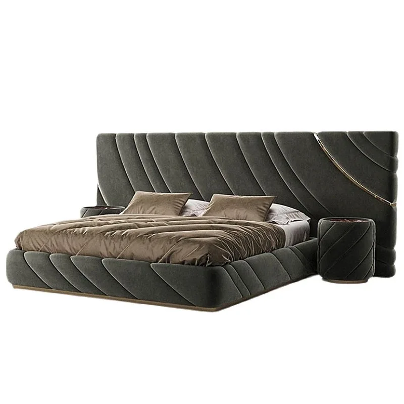 

Italian light luxury designer household 1.8 meters master bedroom double fabric bed household solid wood bed