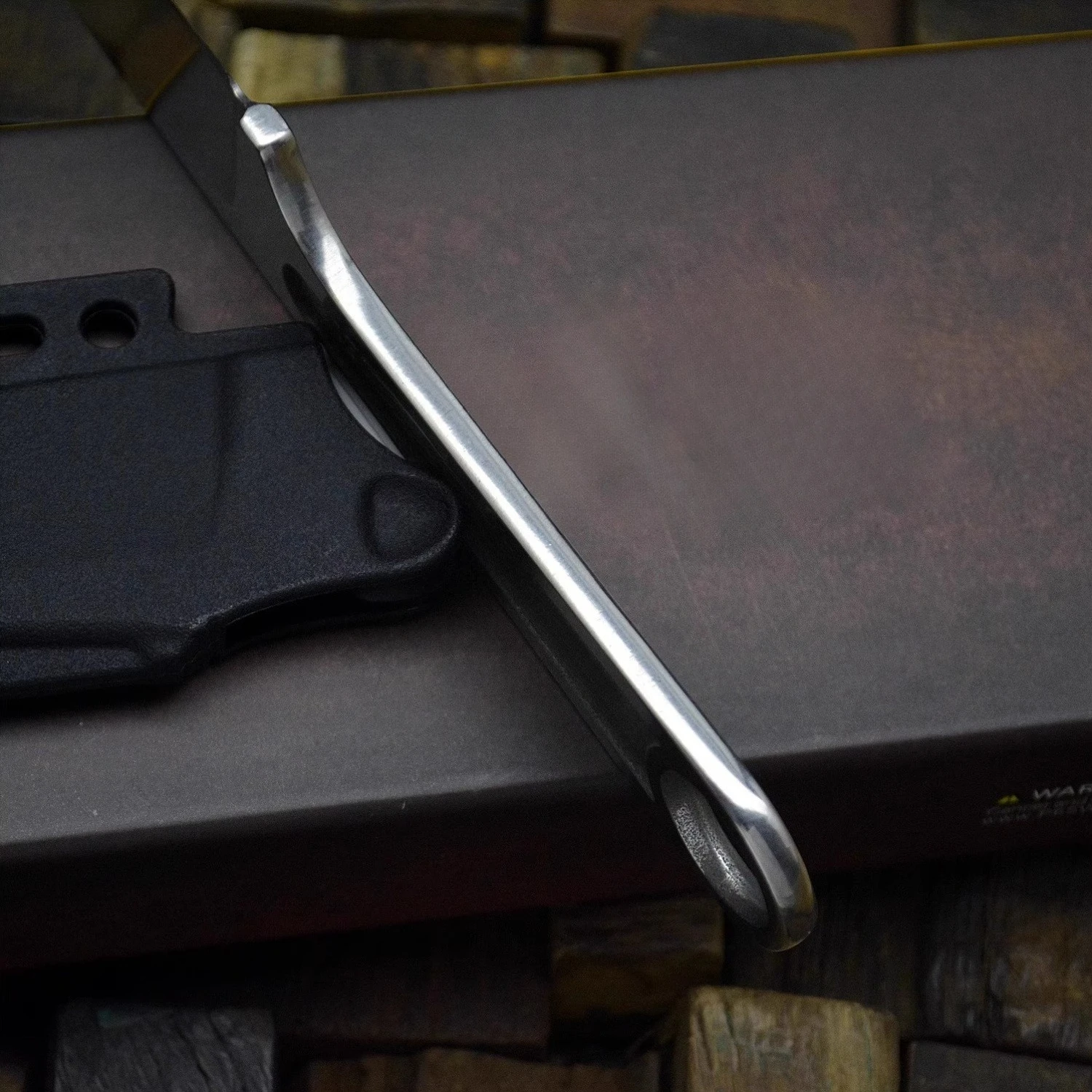 1119 faca de sobrevivência pesada, cabo completo, lâmina de aço inoxidável, alça antiderrapante, afiada e portátil, adequada para acampamento ao ar livre