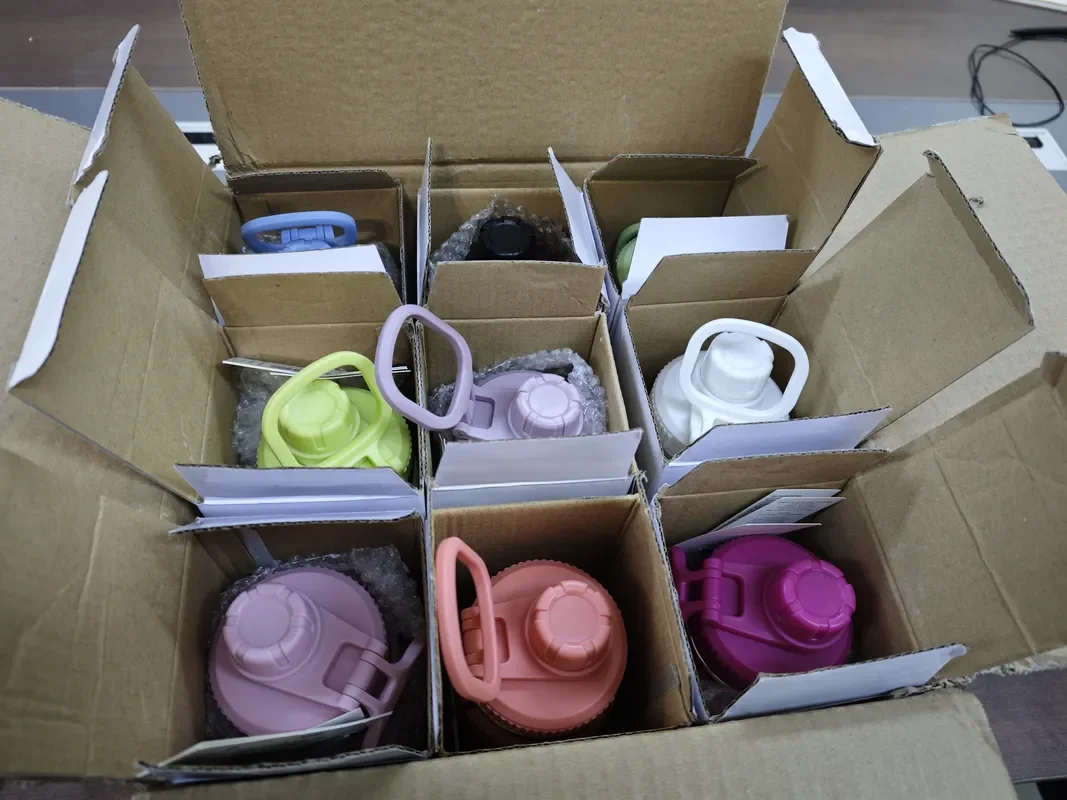 710 ml Edelstahl Vakuumisolierte Wasserbecher Sportflasche Tragbare auslaufsichere Outdoor-Trinkflasche aus reinem Titan