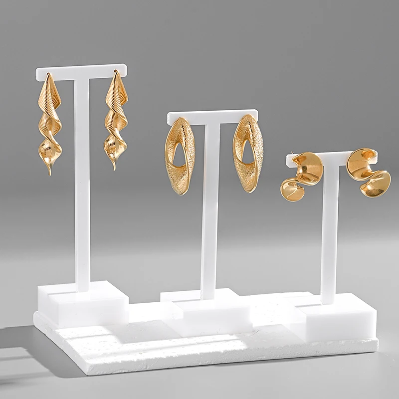 New Fashion 3 Different Height White Acrylic Earrings Display Shelf Jewelry Display Shooting Shelf Shop Packaging Supplies Show