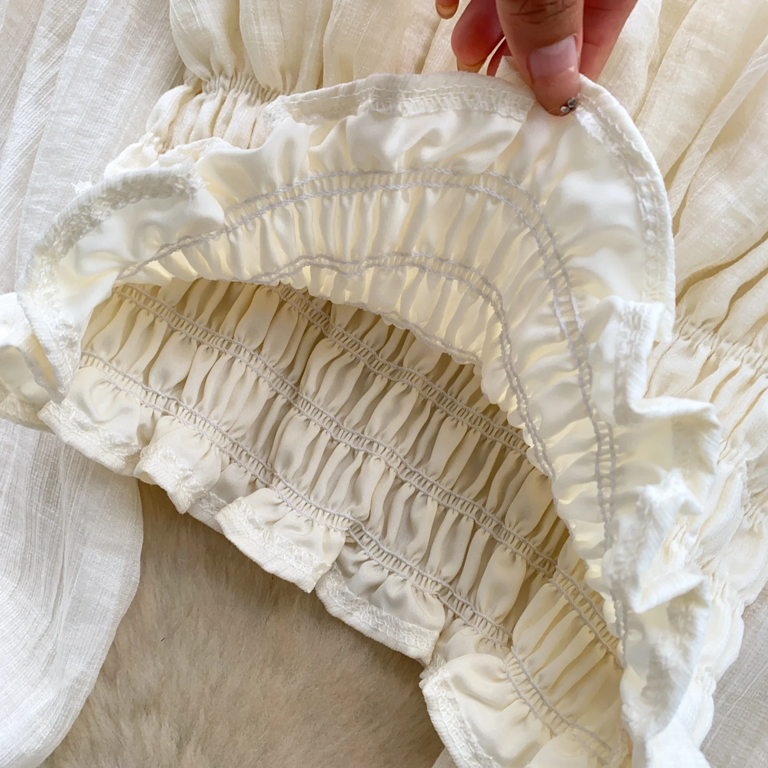 بلوزة أنيقة من الدانتيل الشيفون بأكمام طويلة على الموضة الكورية قميص الخريف القوطي الأنيق ملابس النساء