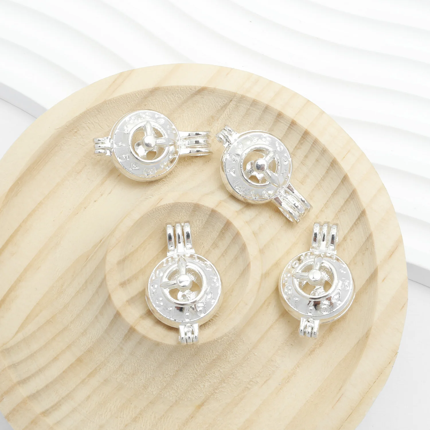 

10pcs Round Watches & Clocks Pearl Cage Pendant Bead Cage Essential Oil Diffuser Lockets Jewelry Making