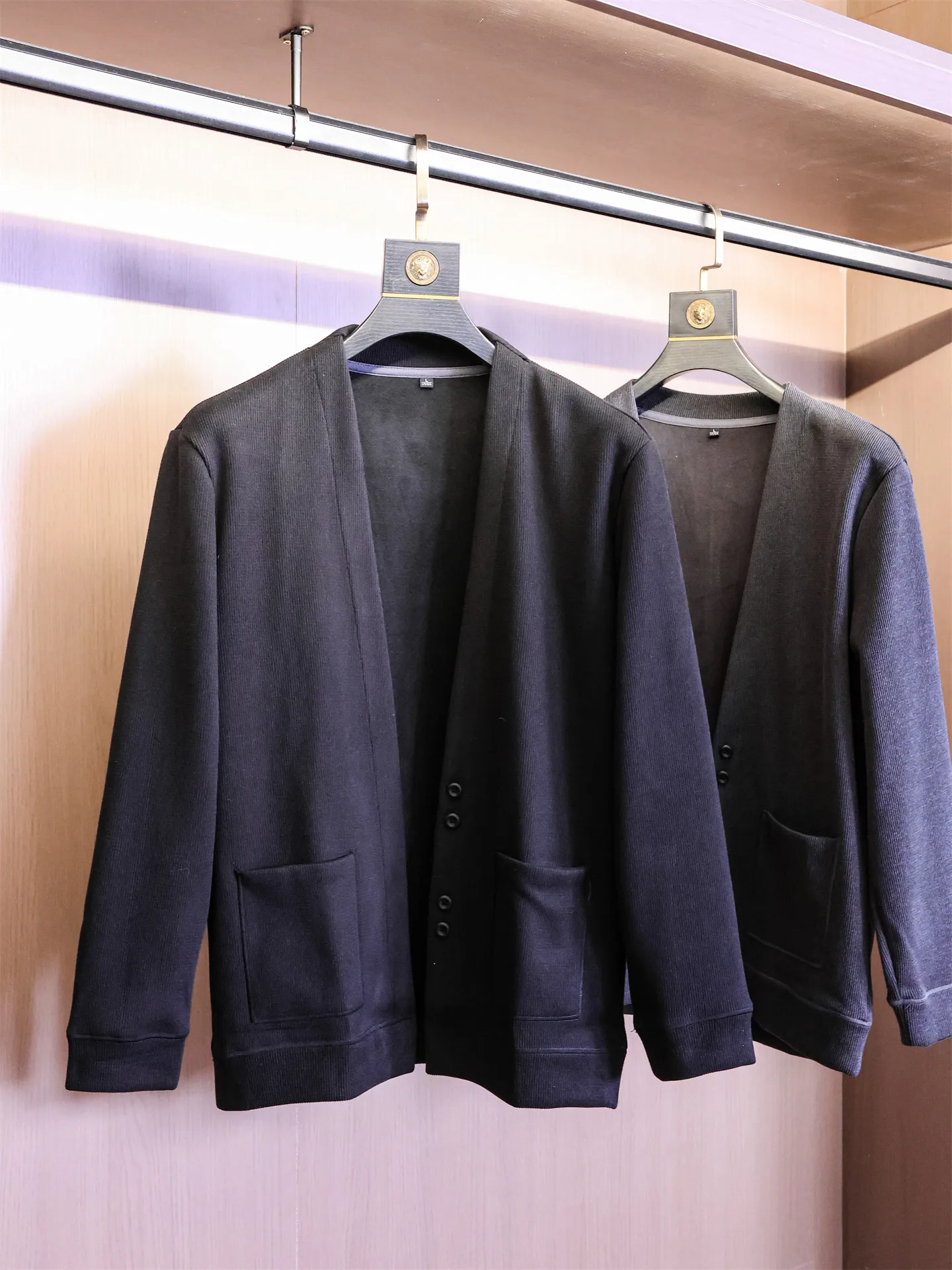 

Мужской вязаный кардиган Thiened Fce, повседневная теплая верхняя одежда с V-Ne Long Sve на осень и зиму N929