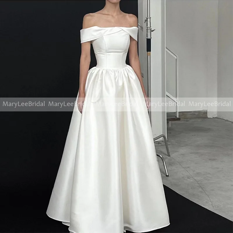 

Simple Boat Neck Bridal Gown Full Length Plain Satin A-line Korea Bride Reception Wedding Dress Formal Travel Bridal Dresses