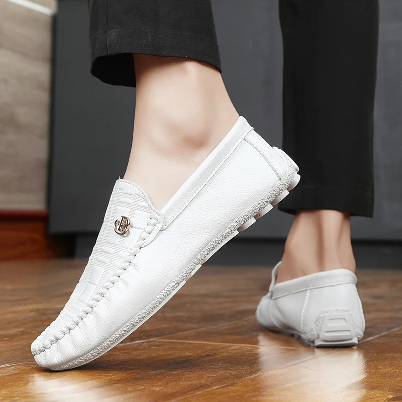 Lightweight White Loafers Men Casual Shoes Handmade Leather Male Slip on Soft Flats Man Moccasins Luxury Mens Driving Shoes 2024