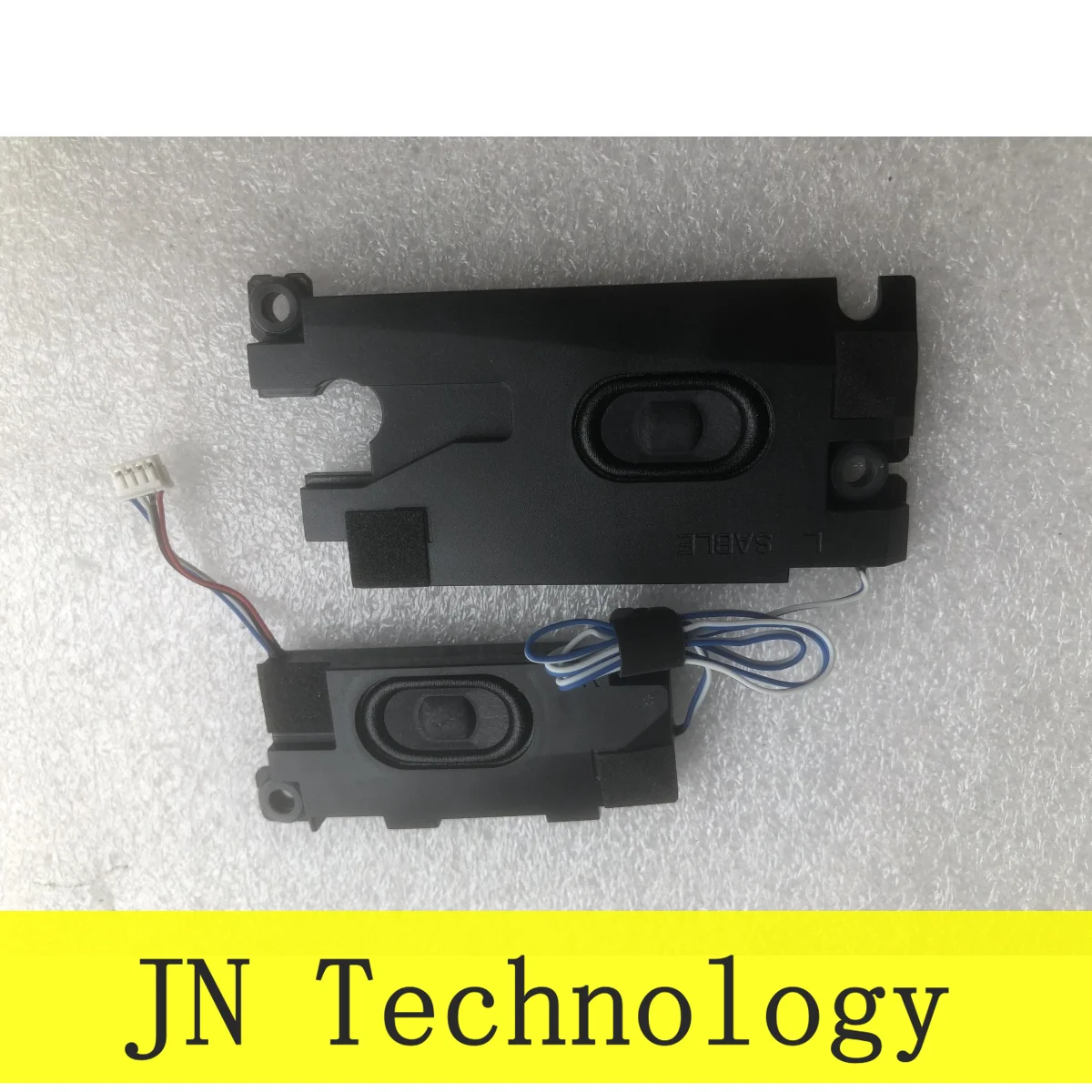 

Новый оригинальный динамик для ноутбука Lenovo ThinkPad T580 P52s 01YR477