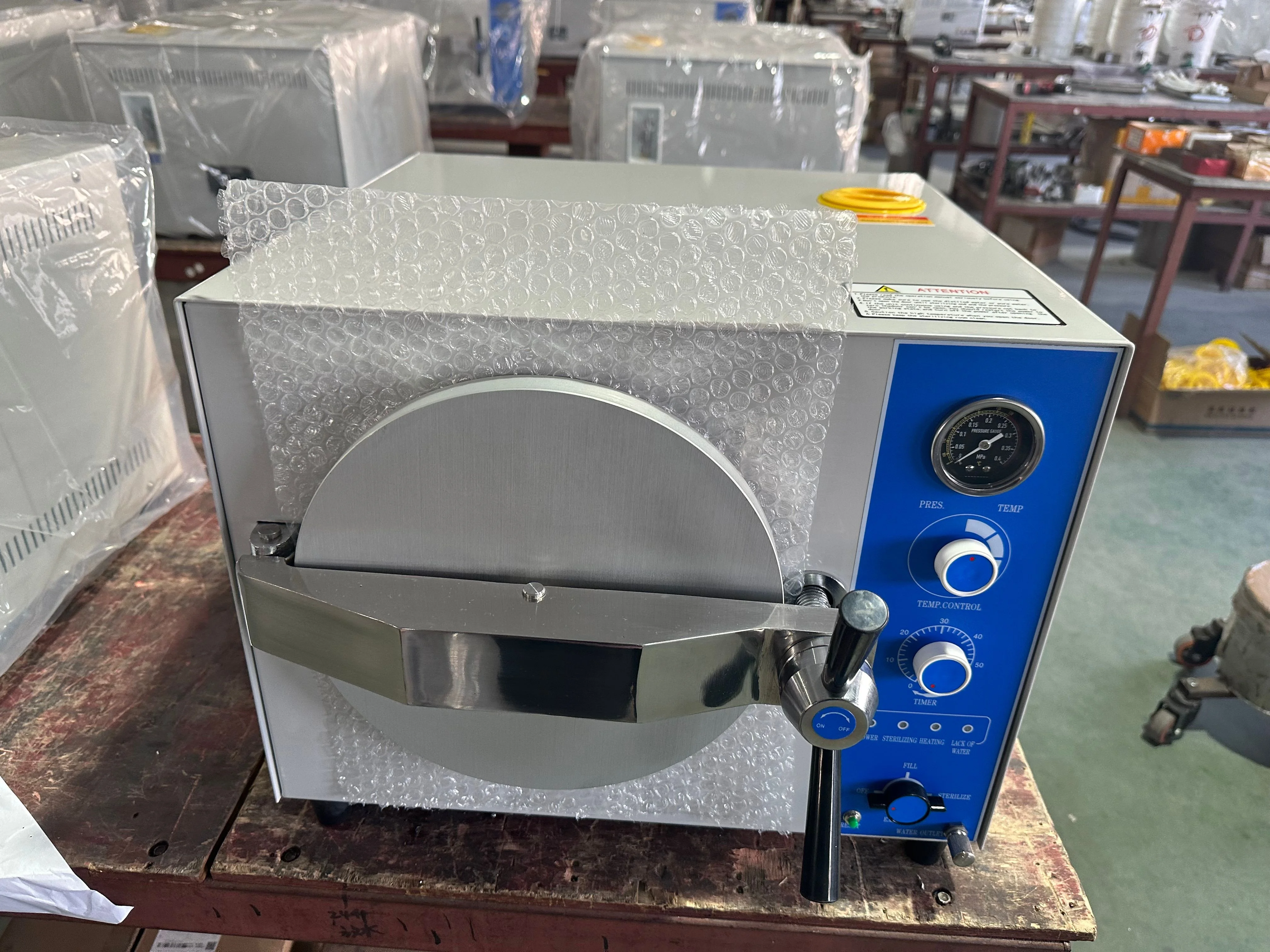 Small Autoclave Sterilizers Table Top 20L 24L Sterilization