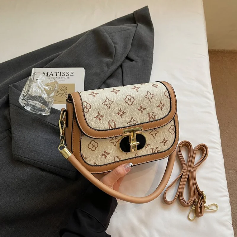 

Fashionable Women's Shoulder Bag Made Of Premium Leather Featuring Trendy Paris Neat Daily Style​