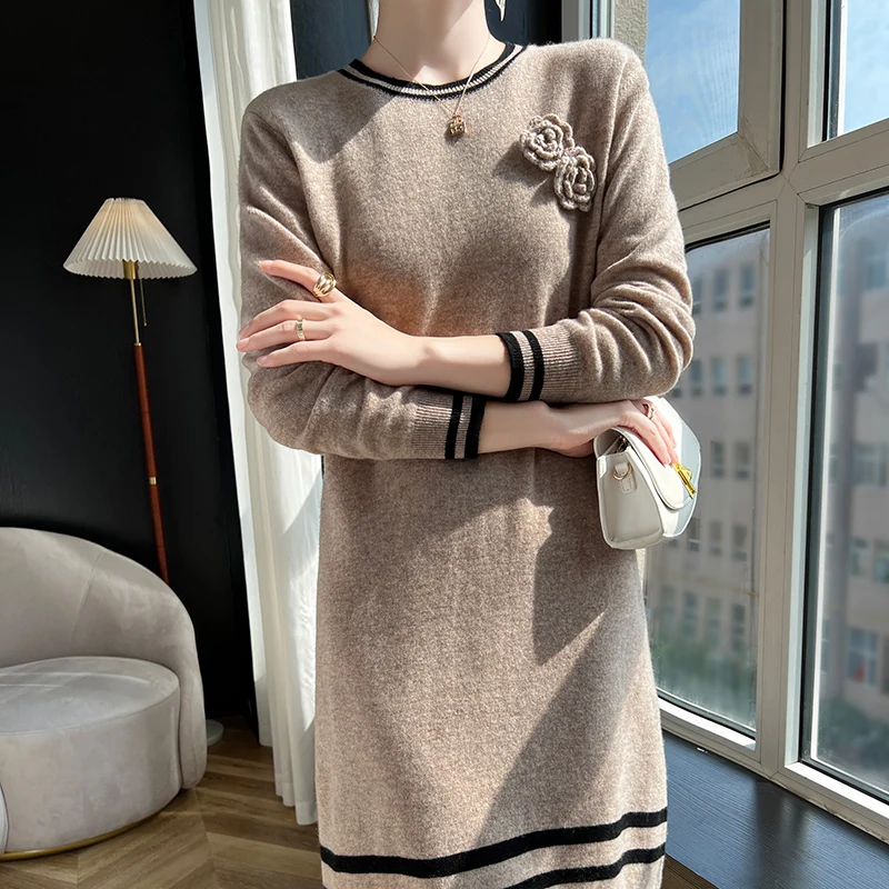 2023 autumn and winter new round neck pure wool cashmere pullover skirt Women's fashion camellia knit sweater mid-length skirt