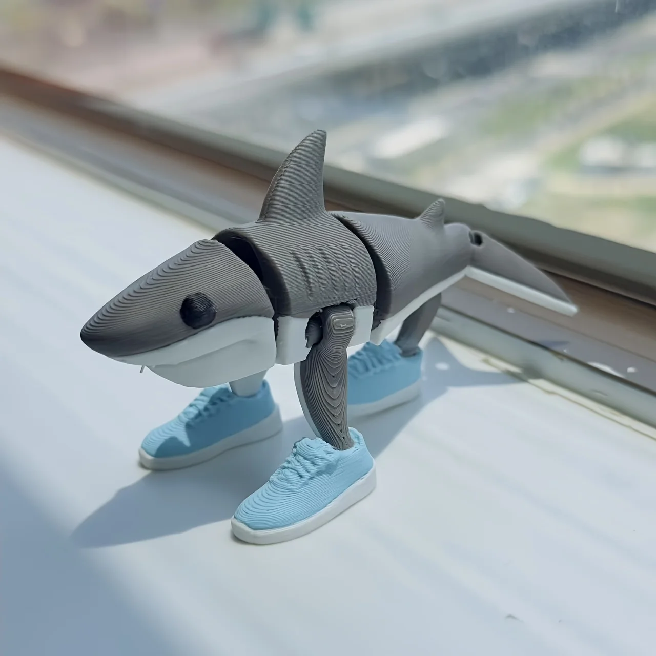 [زخرفة قرش تريلرو] زخرفة سطح المكتب الفنية التجريدية والمرح، مثالية لهدايا عيد الهالوين وديكور الغرفة الدائرية للعام