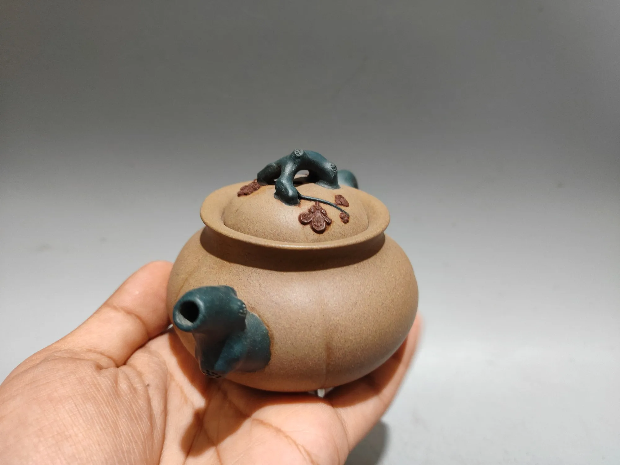 Yixing Purple Clay Pot two-tone Matte texture Plum Blossom Pot Kettle Teapot Flagon Sample Tea Amass wealth Ornaments