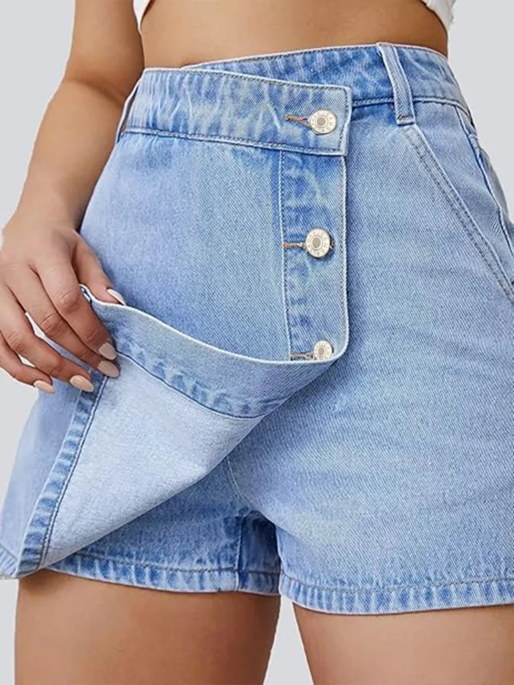 شورت نسائي من قماش الدنيم عالي الخصر بأزرار غير متماثلة وتفاصيل مثالية لملابس الصيف العصرية والمناسبات غير الرسمية #3