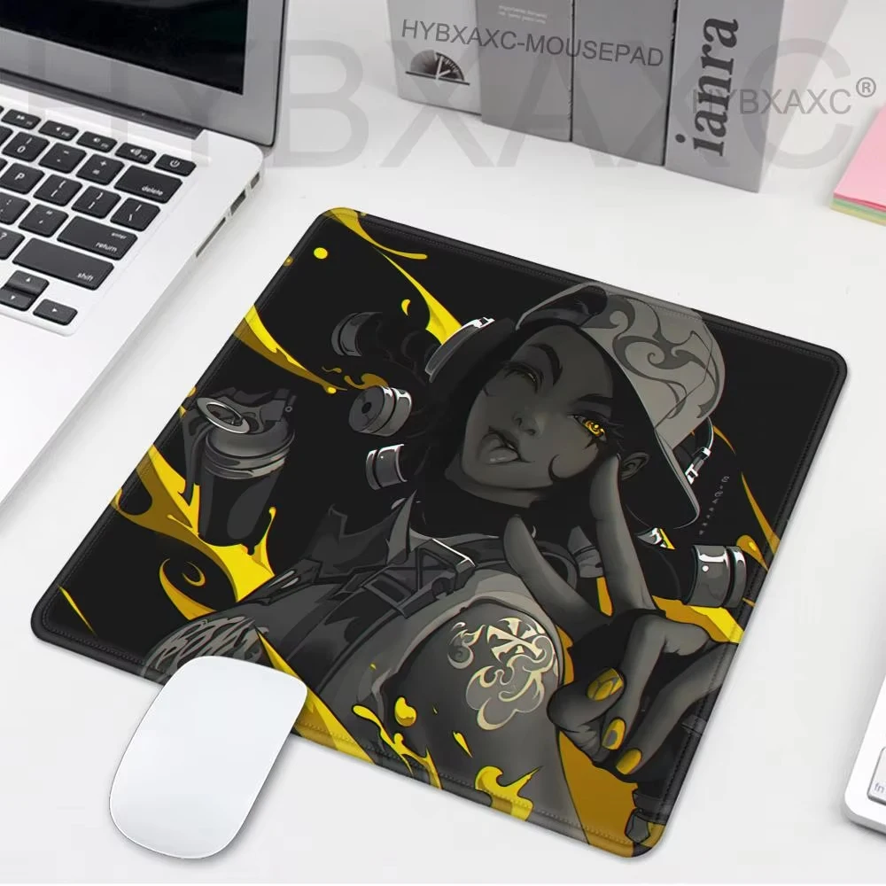 Valorants Game Character Mousepad XS HD Printing Computer Small Size Locking Edge Non-slip Table Pad 40x45cm Keyboard PC Carpet