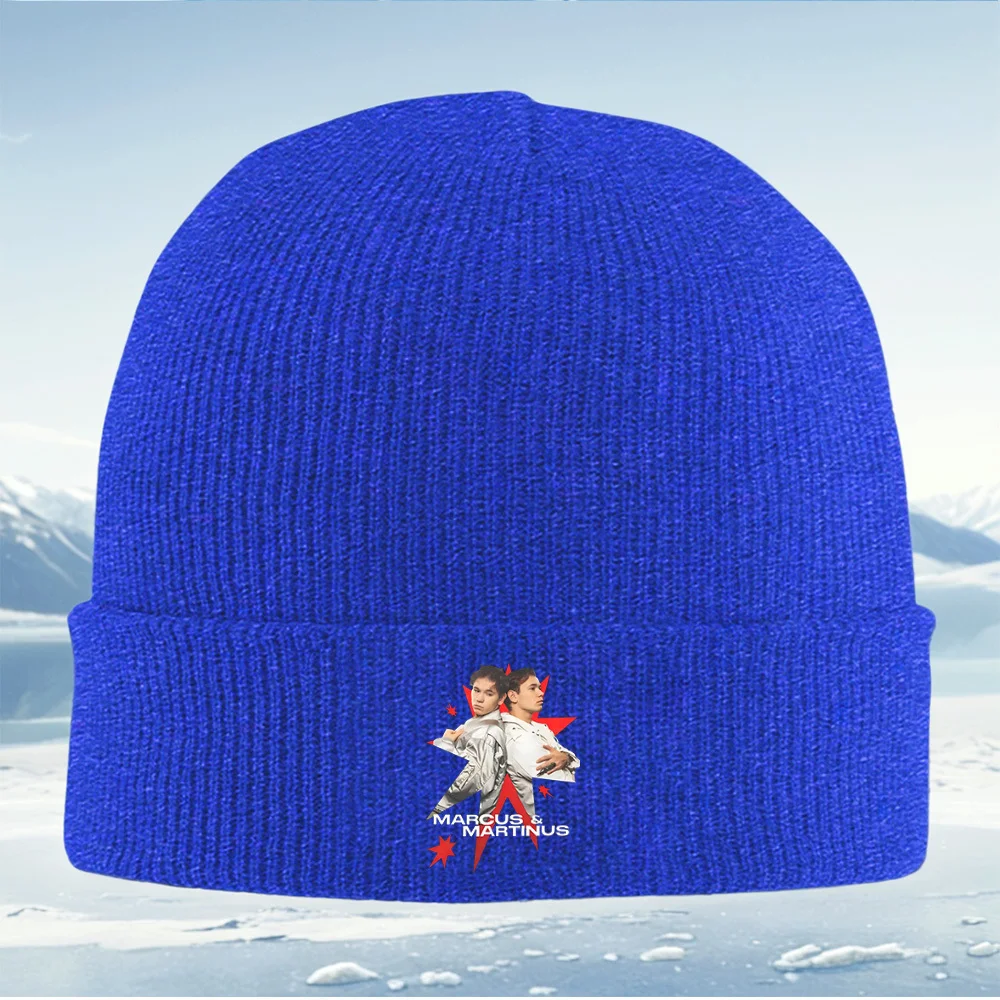 رجلين، نجمة حمراء، خلفية سوداء، سترات فضية للرجال والنساء للجنسين قبعة محبوكة قبعة صوفية قبعة شتوية حرارية دافئة لعيد الميلاد