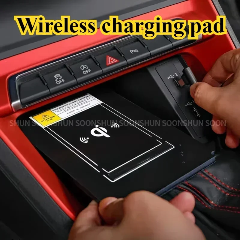 Vehicle-mounted Intelligent Wireless Charger Nondestructive Quick Charging Plate For Audi Q3 2019 2020 2022 2023 Special Product
