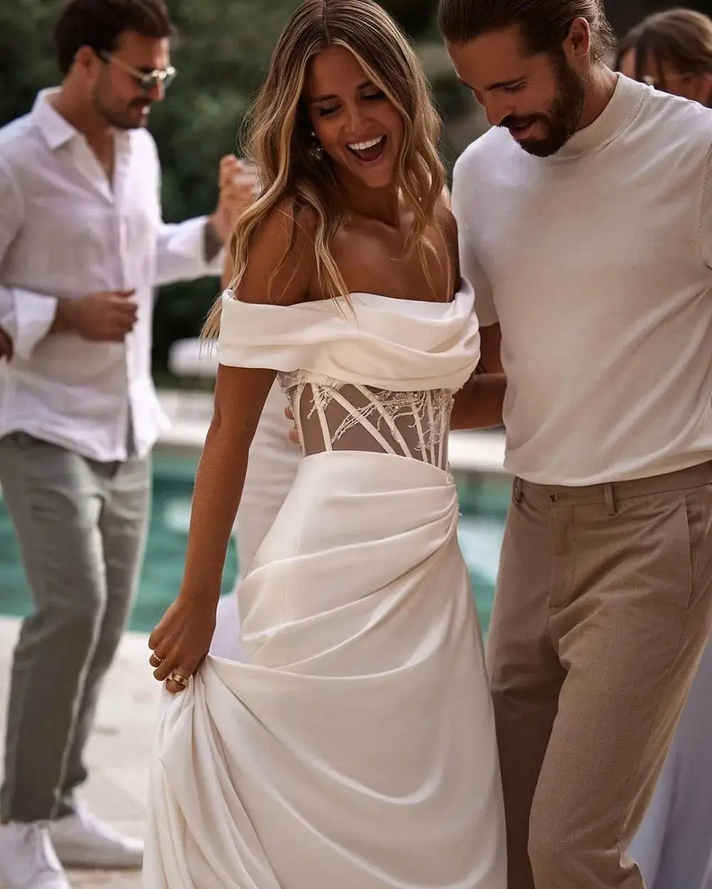 Simple Wedding Dresses Halter Sleeveless Backless High Split Hem Train Wedding Dresses For Wedding Bridesmaid Birthday Holiday