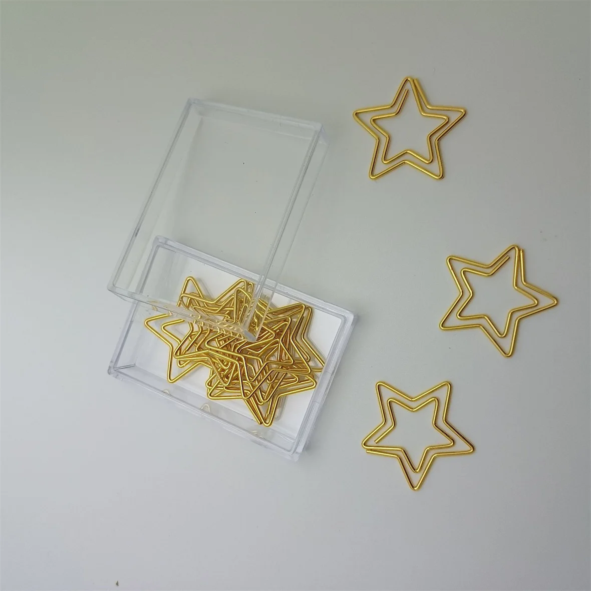 12PCS Golden Star Paper Clips Creative Pins Cartoon Paper Clips Hollow out Ornaments Five Point Star Paper Clips