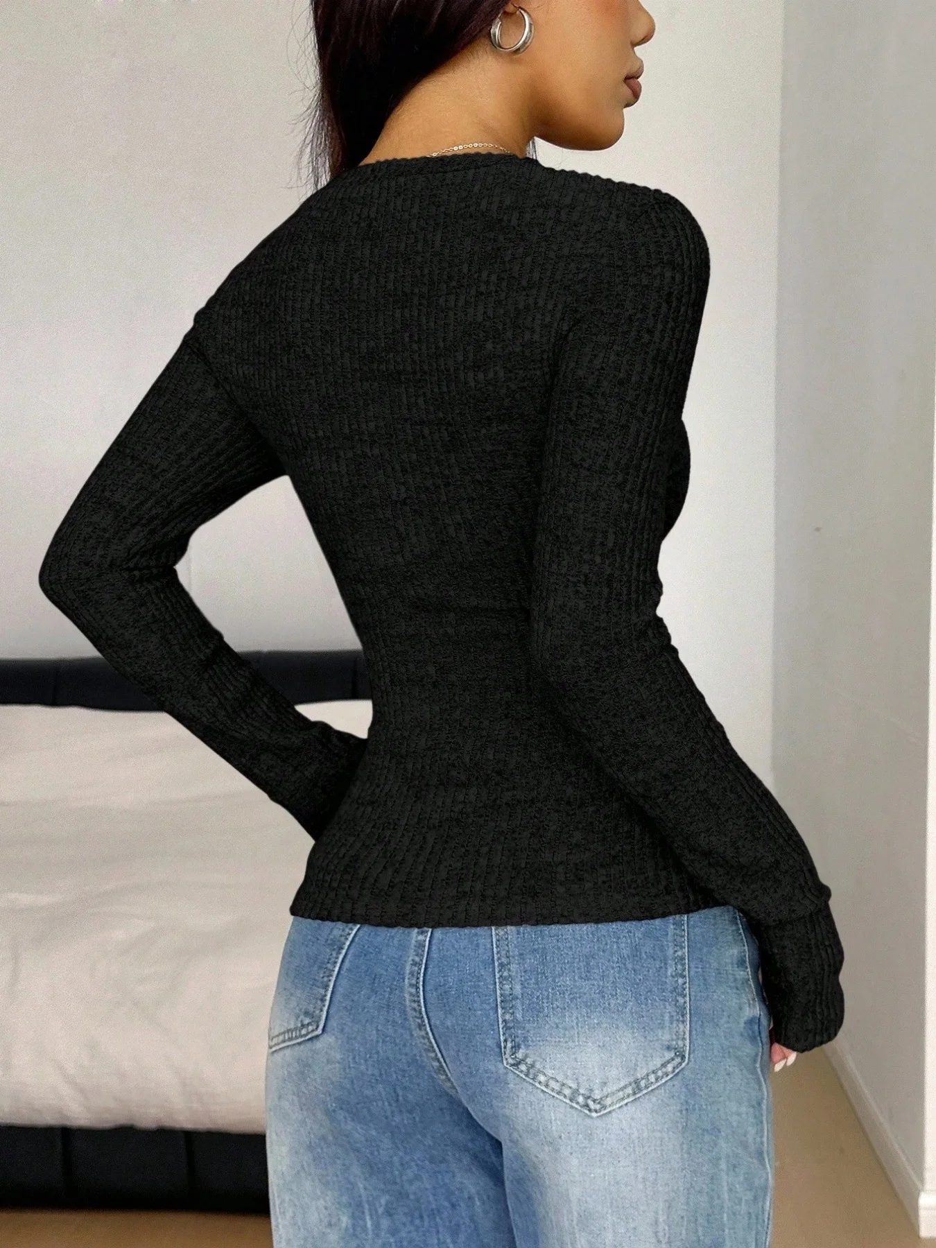 2025 Herbst Winter Neue Mode Damen Tops Spitze Knopf Einfarbig Form Anliegende Sexy T-Shirt Y2k Kleidung – Detail 8