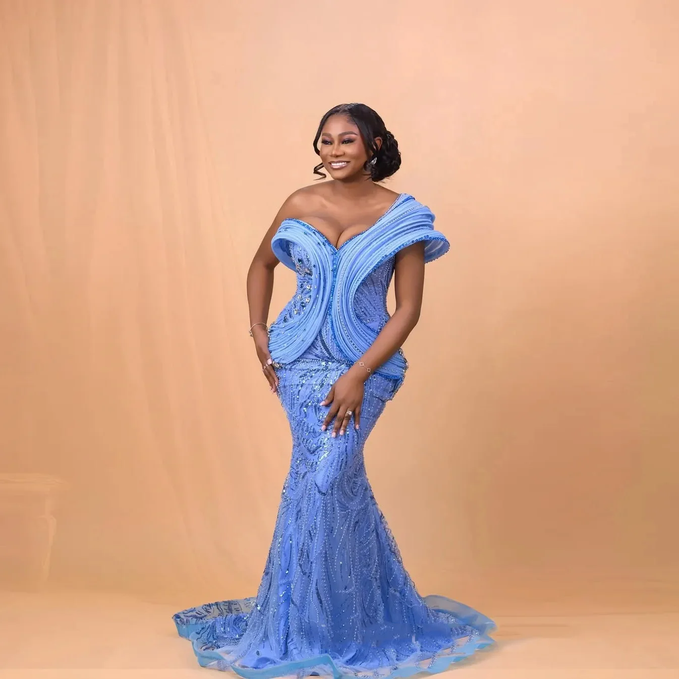 튤 드레스 스카이 블루 프롬 드레스 반짝이는 크리스탈 비즈 장식 이브닝 드레스 아플리케 머메이드 스위트하트 포멀 가운 롱