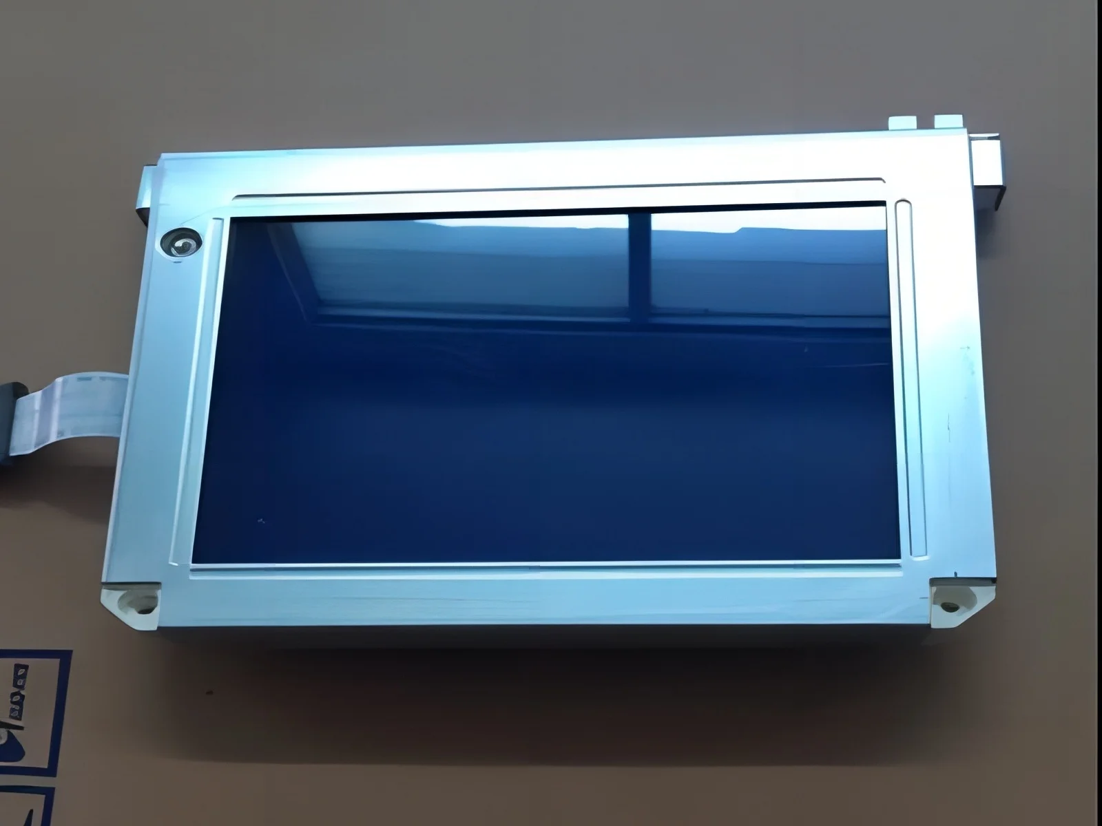 

LM32004 LCD display screen