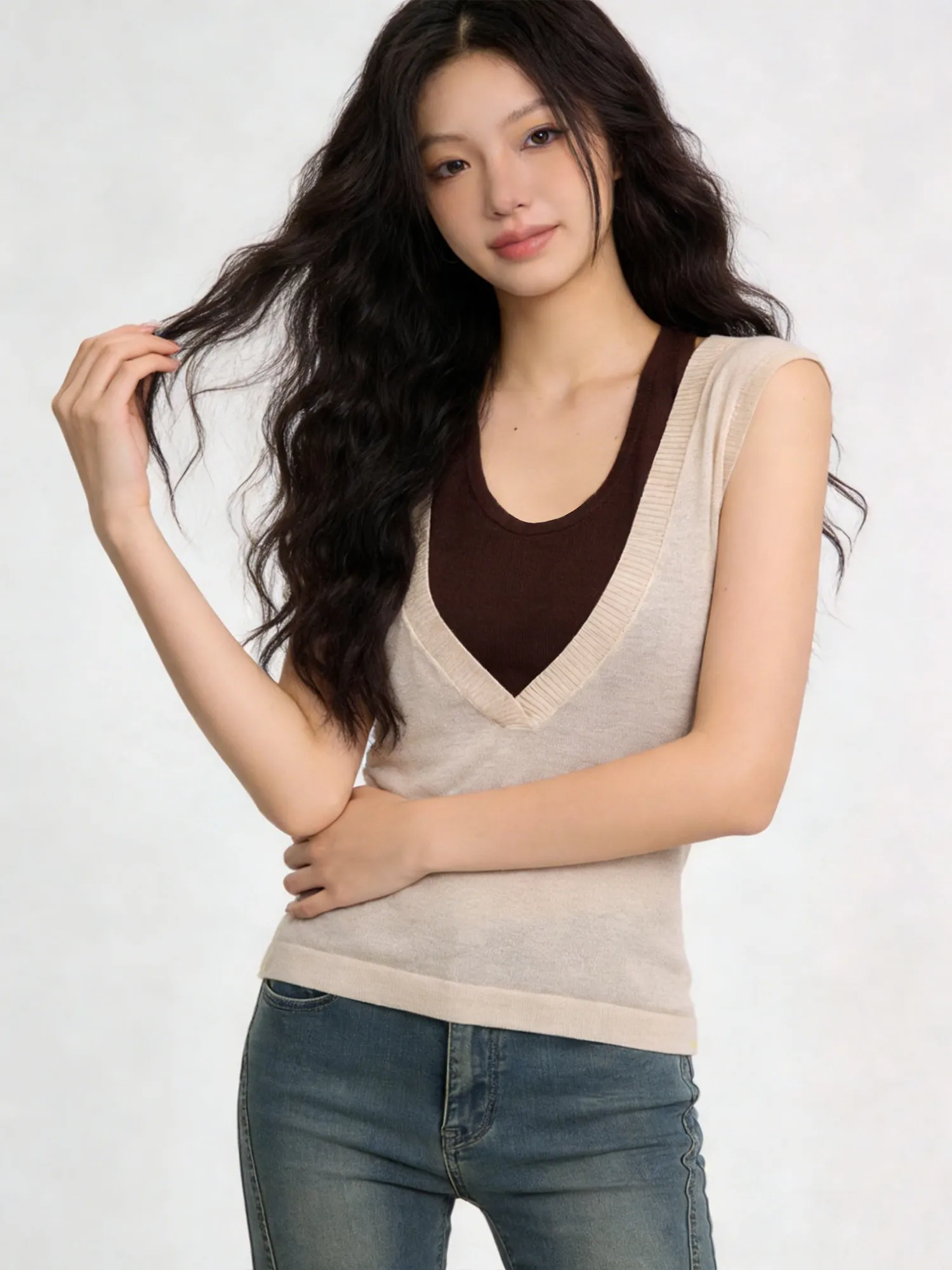 Summer Green V-Neck Short Sleeve Knitted Top Women's Design Sense Hanging Neck Tie Fake Two-Piece Body Shape Slimming Shirt