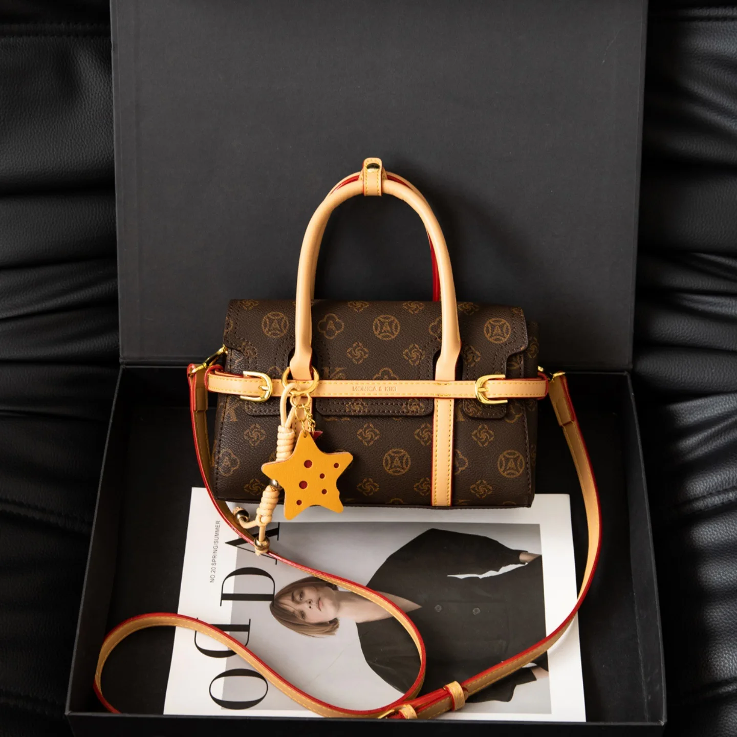 High value small bag women's fashion retro mailman bag commuter handbag temperament shoulder messenger bag