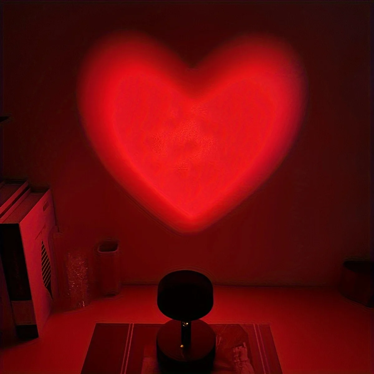 Romantic Heart-Shaped LED Sunset Projection Lamp - Create a Magical Ambience