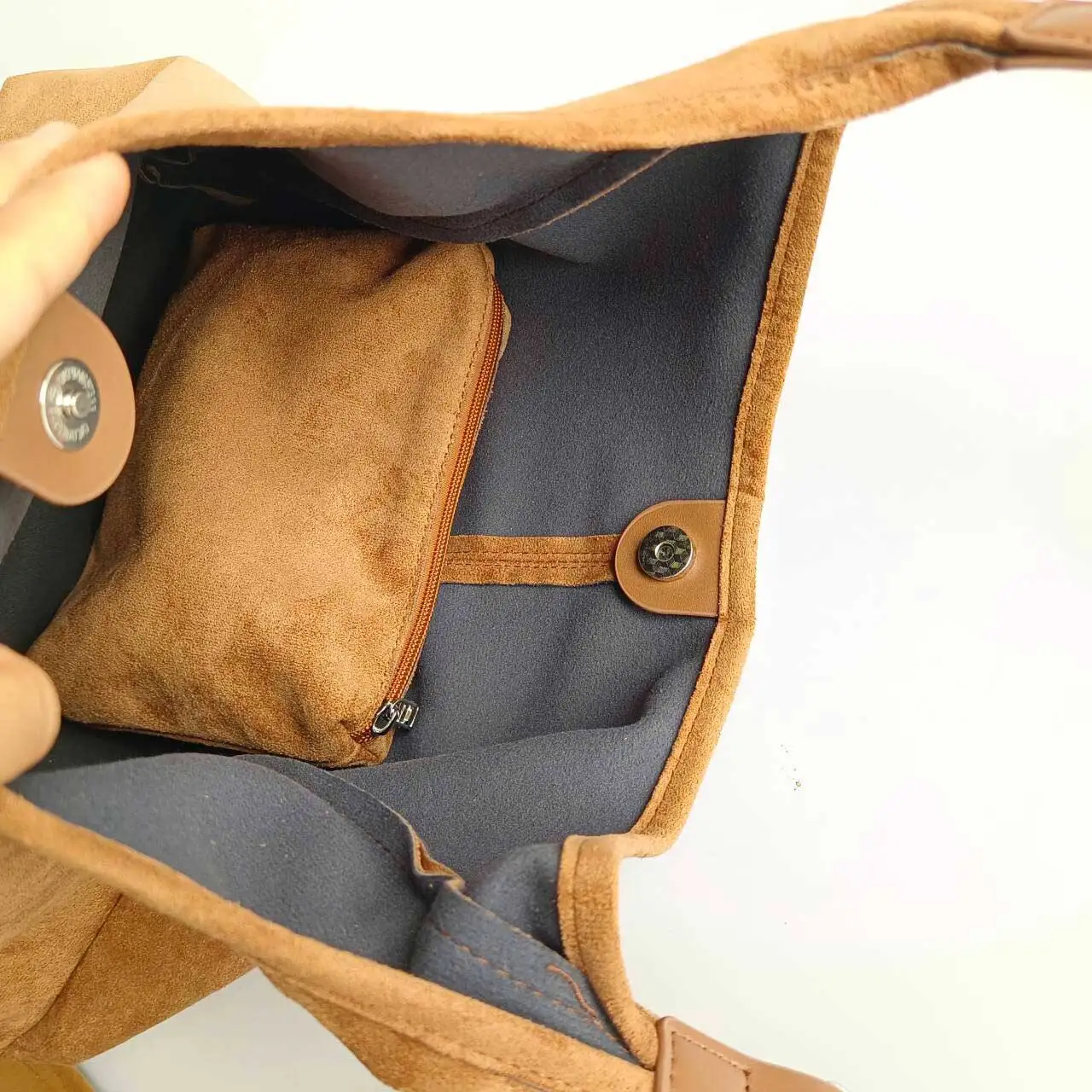 Set aus veganem Wildleder, Hut und Tasche, 9,5 cm Krempe, herzförmiger Jazzhut, Unisex-Panamahut, Damenhut mit breiter Krempe, Sombrero – Detail 11