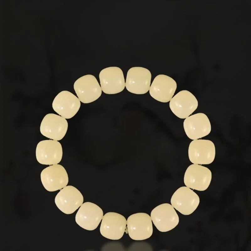 

Natural White Jade Bodhi Root Bracelet Wrapped Around Finger Soft Student Version Bracelet Plate Playing Gradient Colors