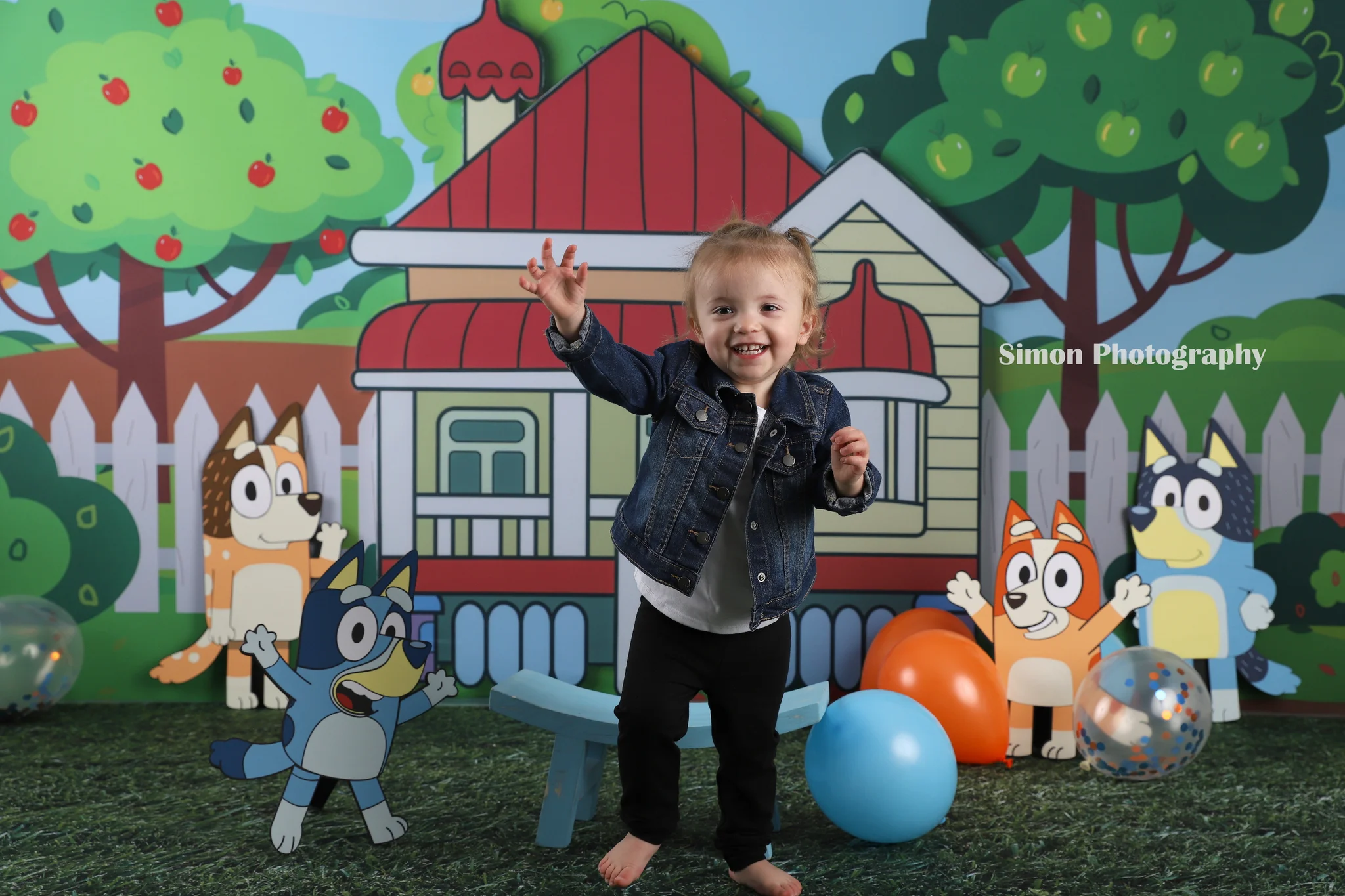 Blueys House Theme Backdrops Kids Baby Photography Props Child Adult Birthday Cake Smash Photocall Decors Backgrounds